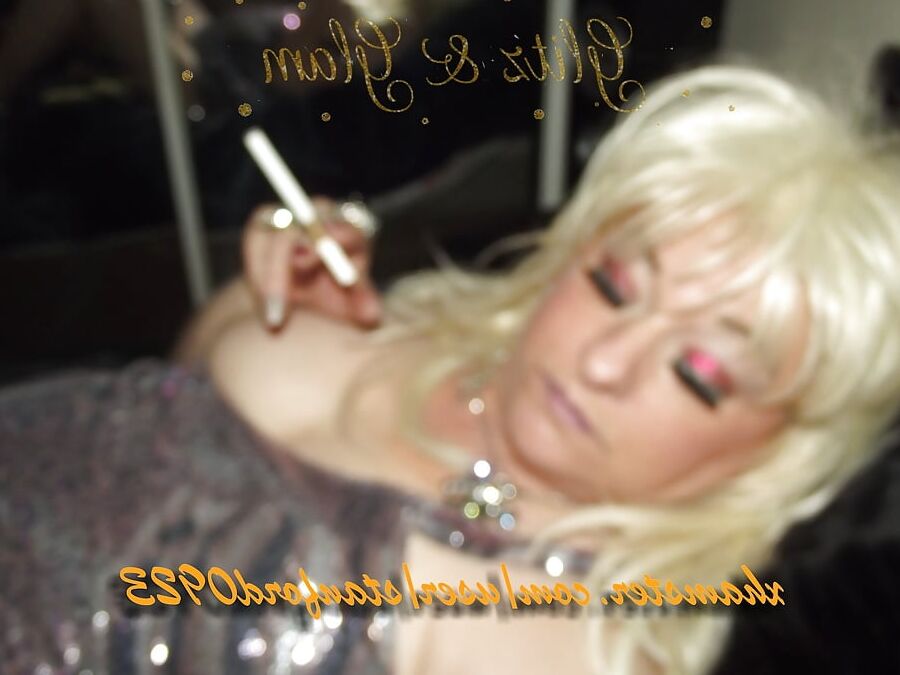 GLITZ & GLAM SLUT