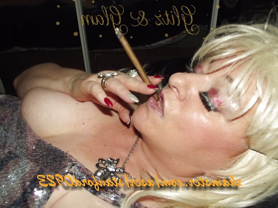 GLITZ & GLAM SLUT