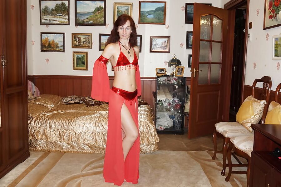 Red petticoat 2