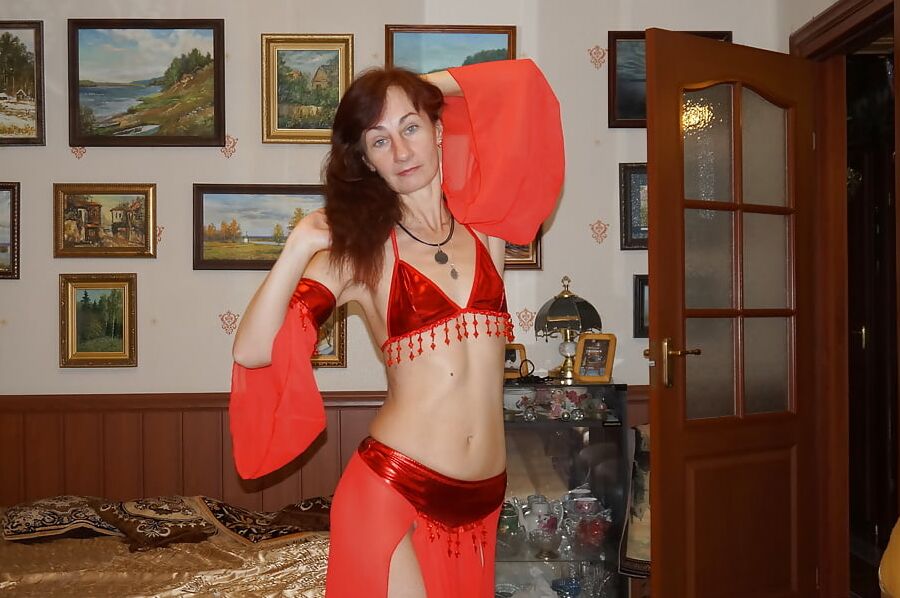 Red petticoat 2