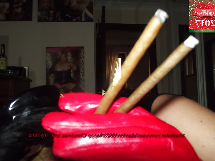 XMAS HIGH CLASS SLUT