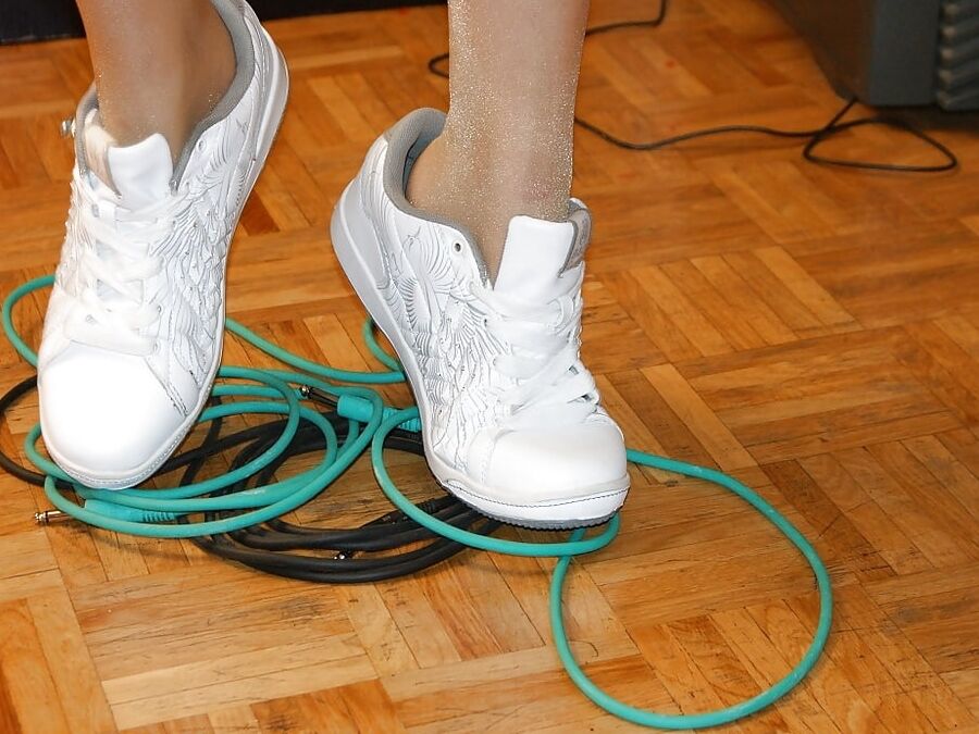 Sneaker Crushing
