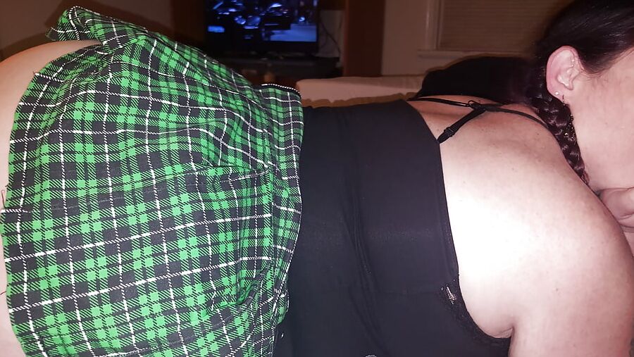 Look at THAT ASS!