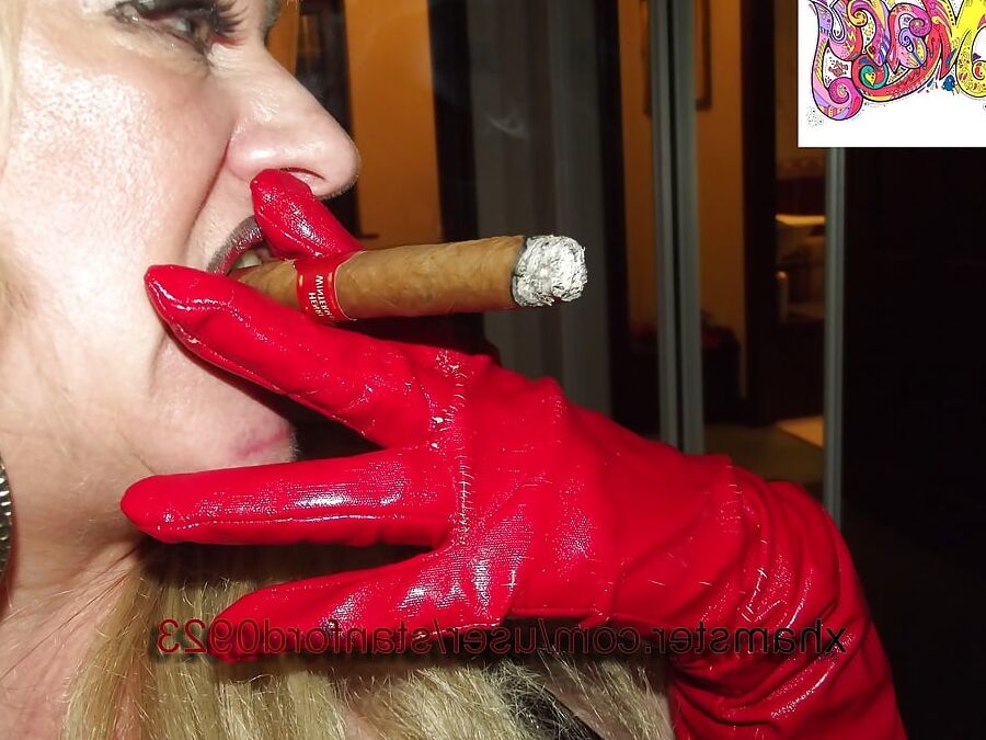 SLUT MARY