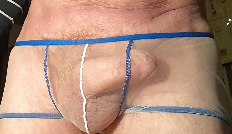 Neuer Thong