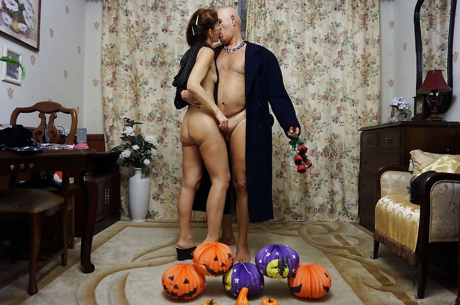 Addams Oral Sex