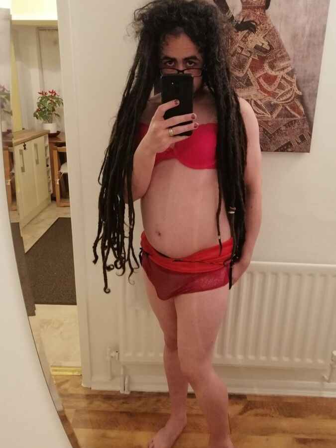 Sissy crossdressing me