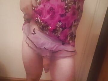 Sissy crossdressing me