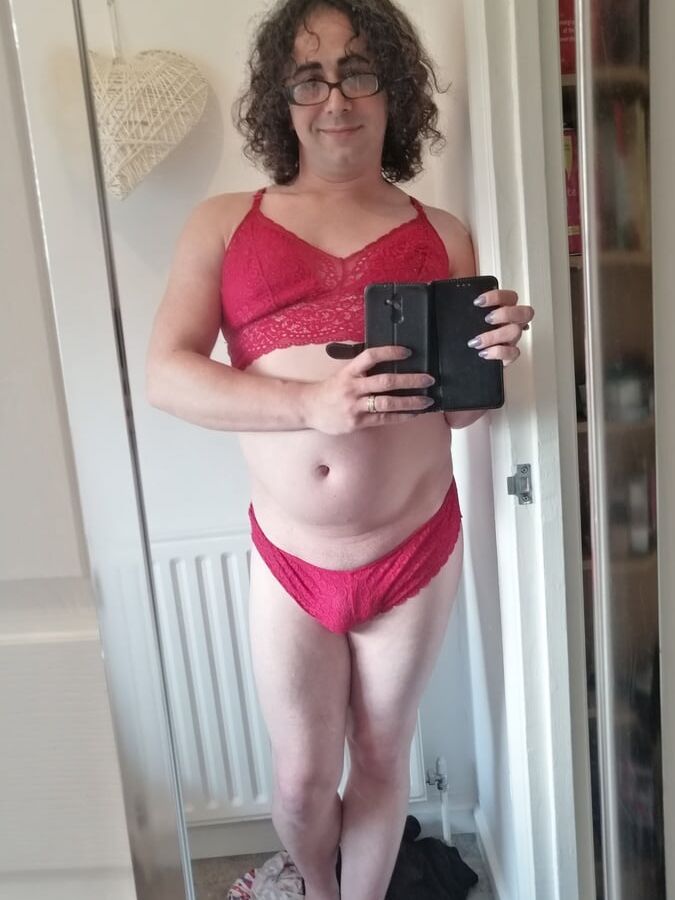 Sissy crossdressing me
