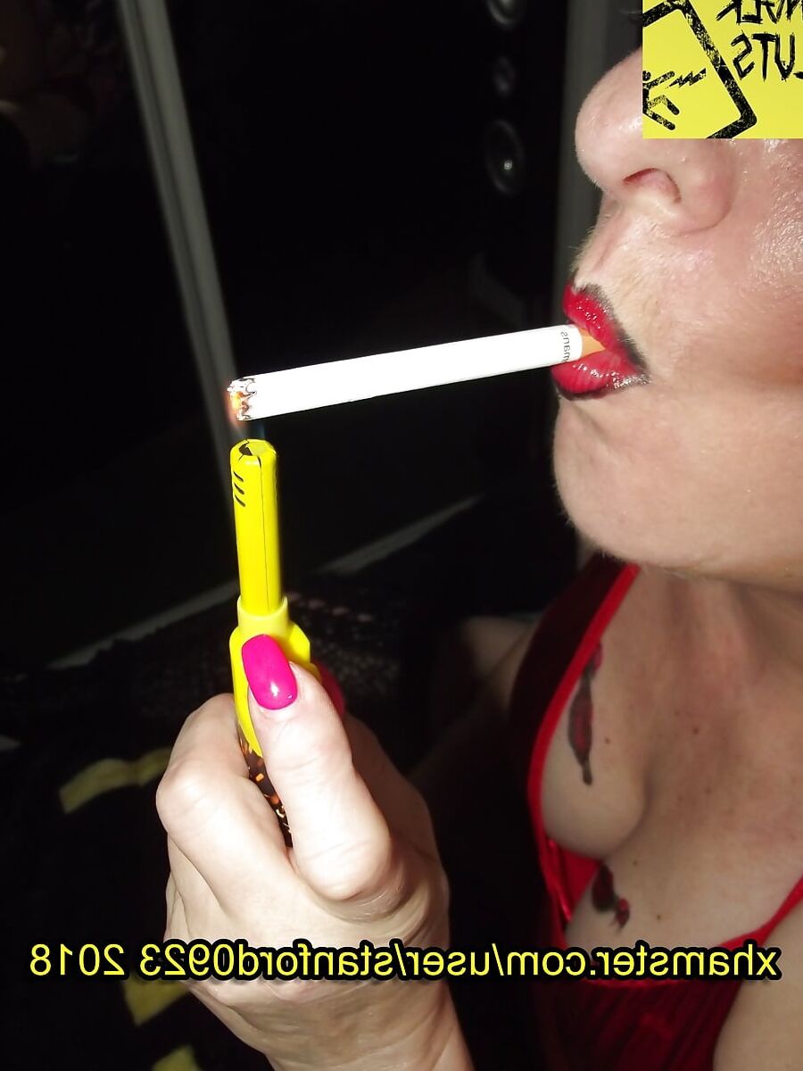 DANGER SLUT WORKING
