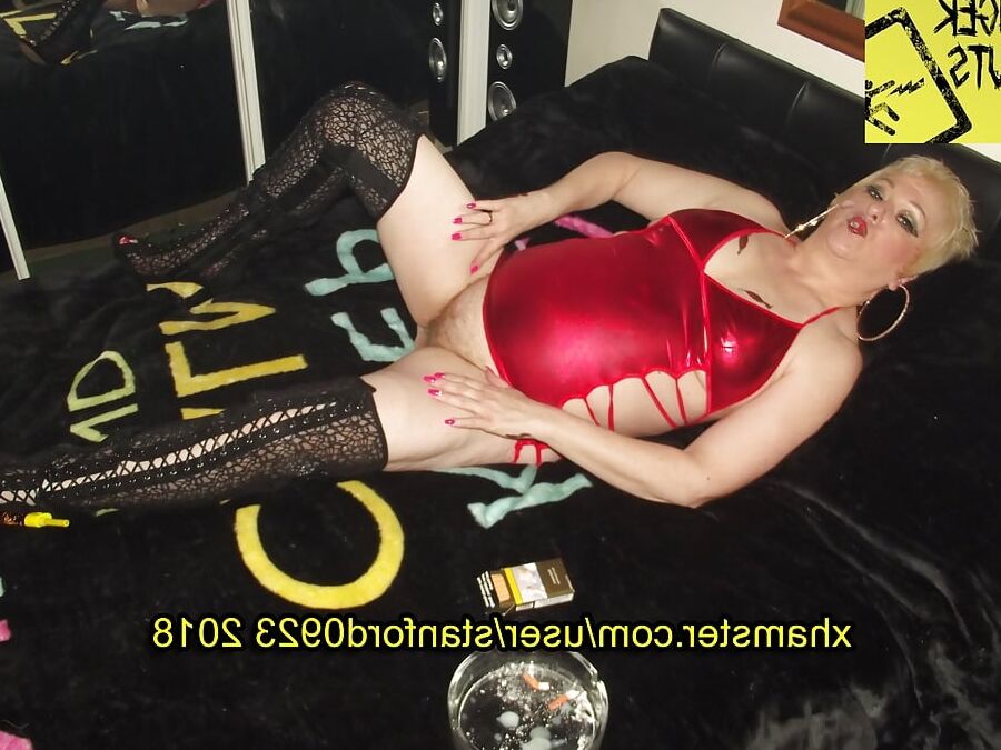 DANGER SLUT WORKING