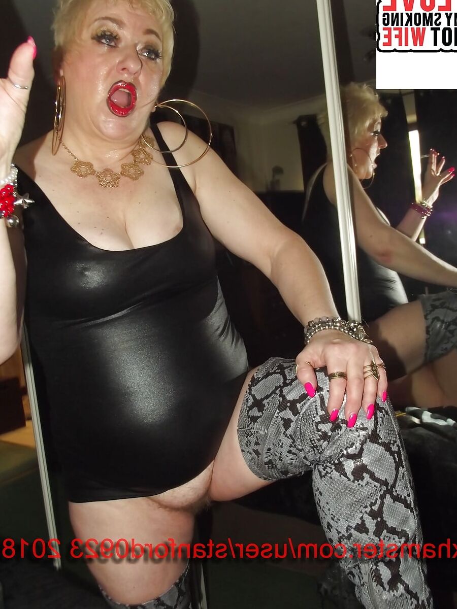 SLUT SUNDAY SMOKING