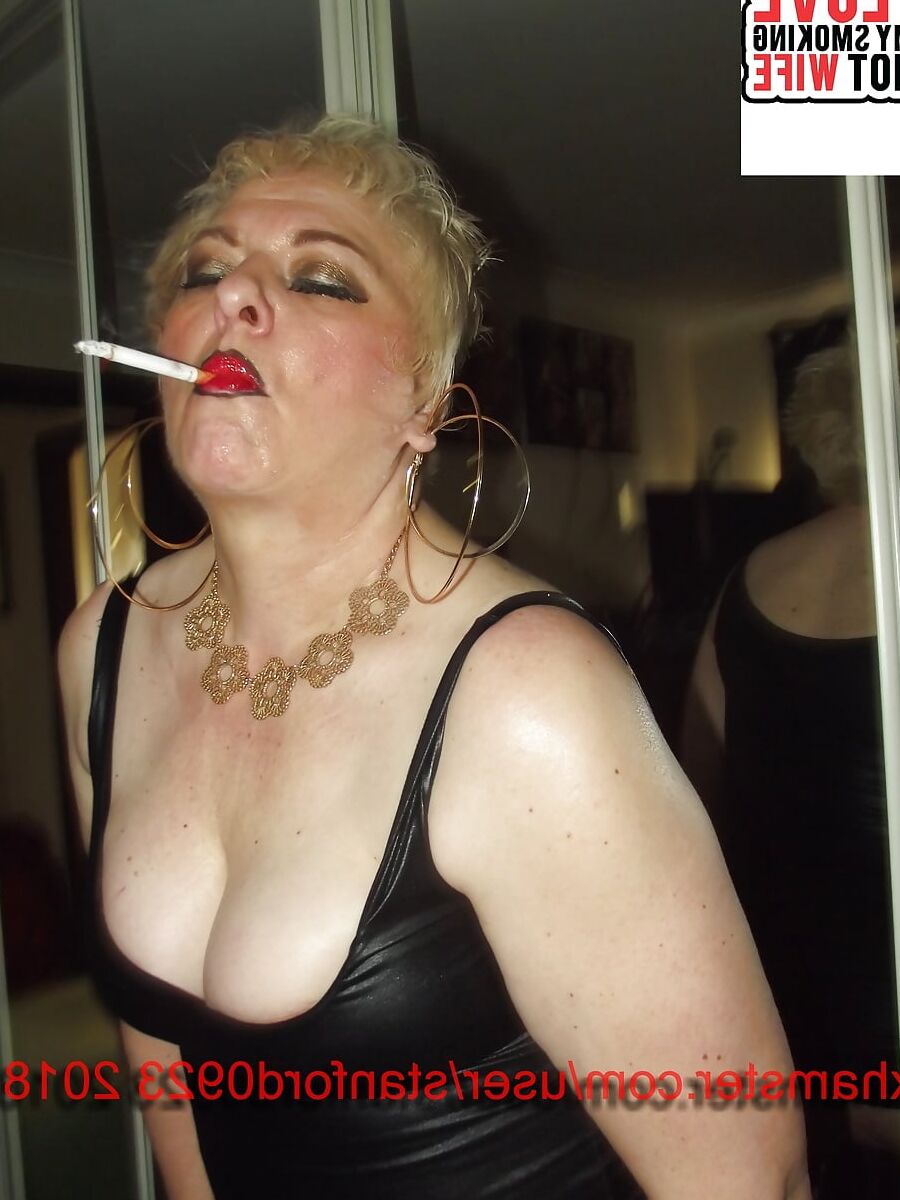 SLUT SUNDAY SMOKING
