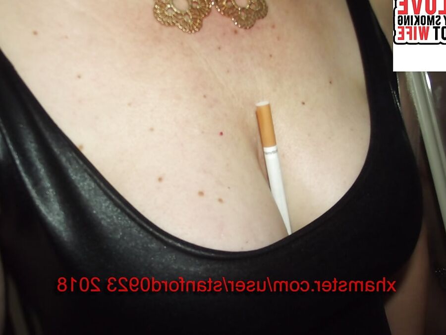 SLUT SUNDAY SMOKING