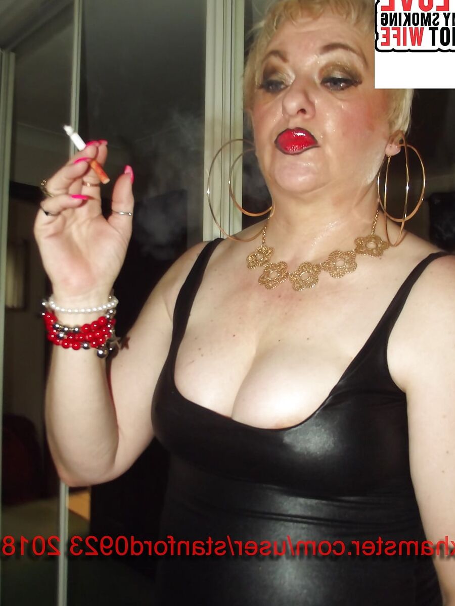 SLUT SUNDAY SMOKING
