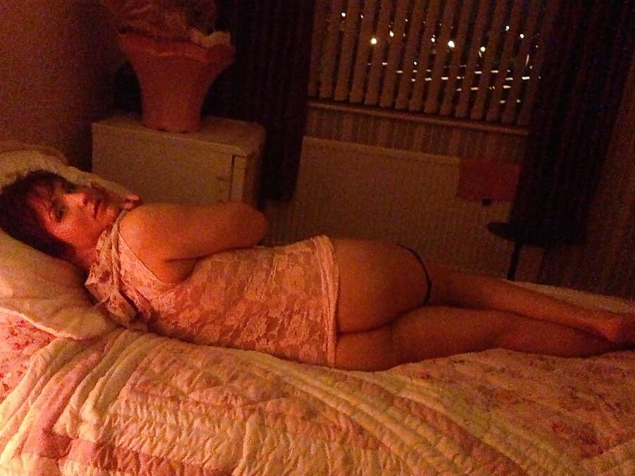 Teenage whore tabbyanne sucking dick 2009