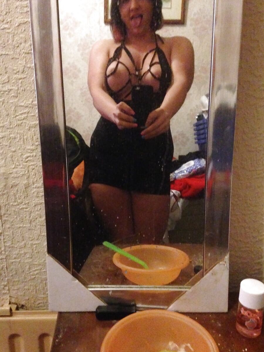 Me begging for cum like a good girl 2013