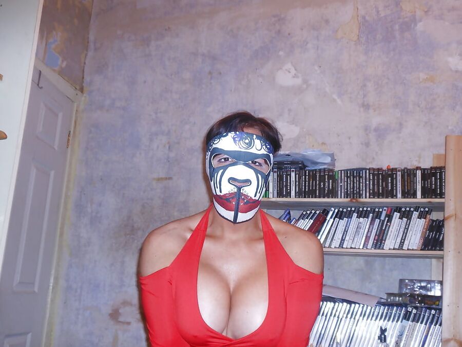 Sexy cosplay slut tabbyanne masked whore