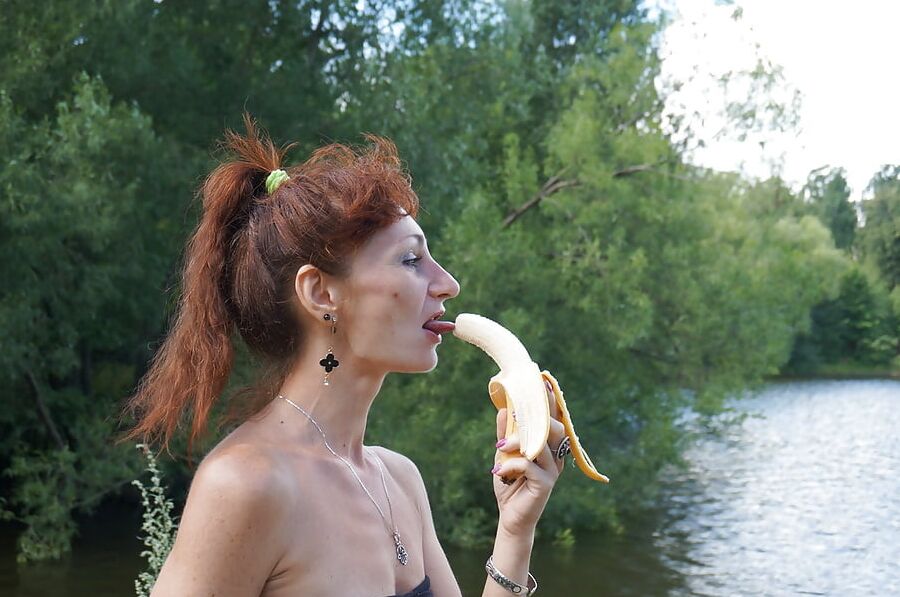 Black bikini and banana