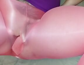 Fingering Pussy in Pantyhose Leggings