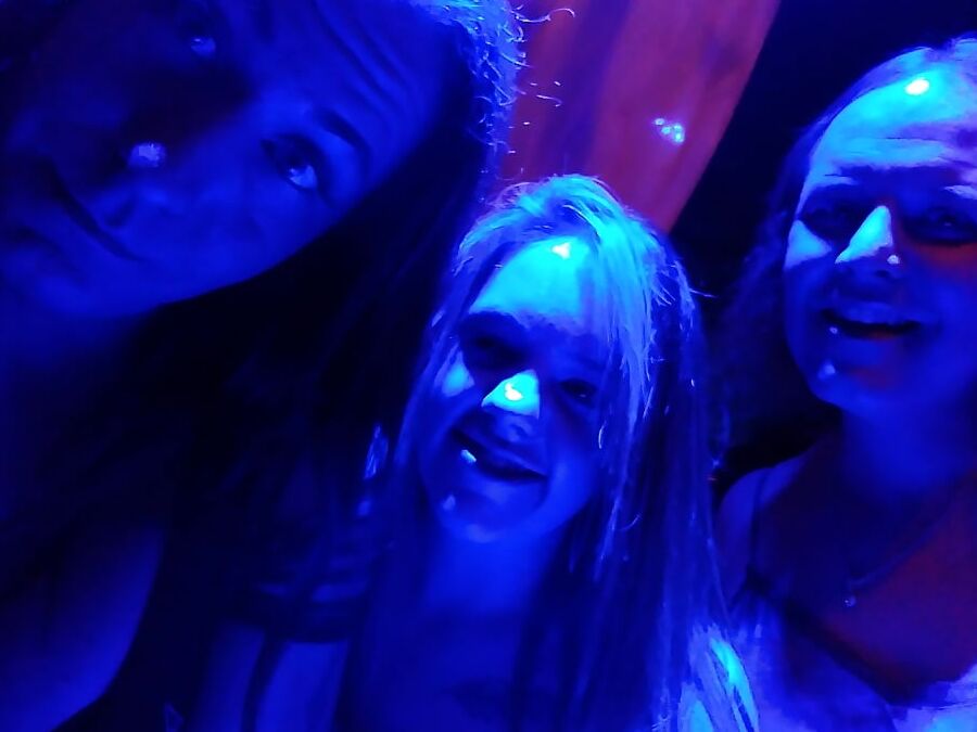 Club Hangout with TS