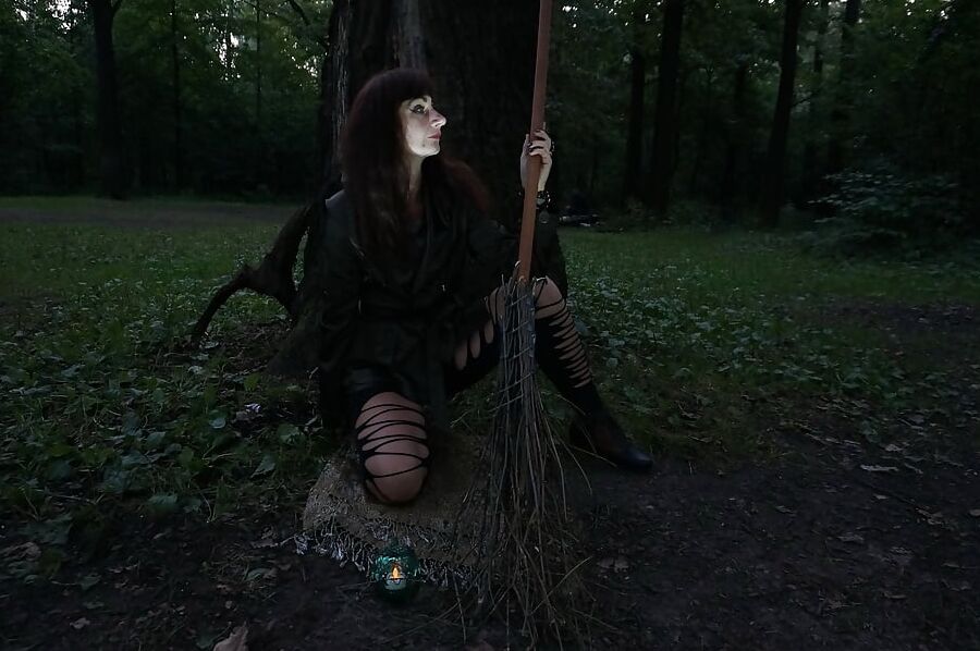 Witch with Diabolic Light