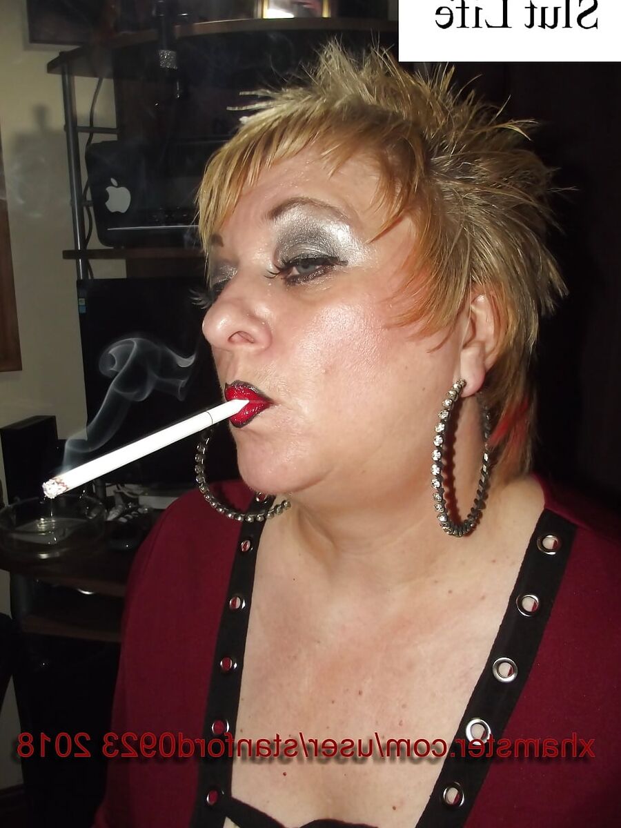 SLUT WIFE 2018