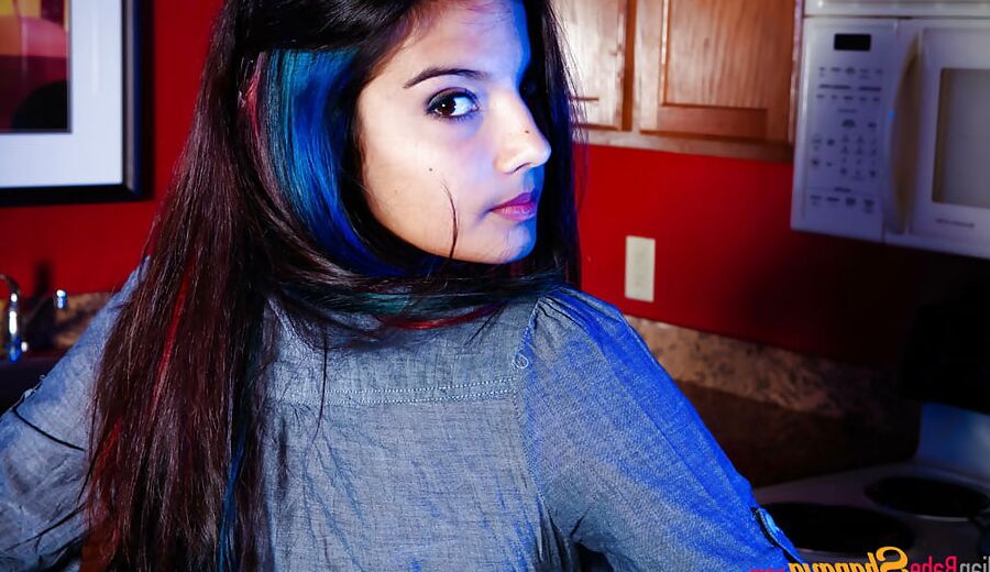 Indian Babe Shanaya