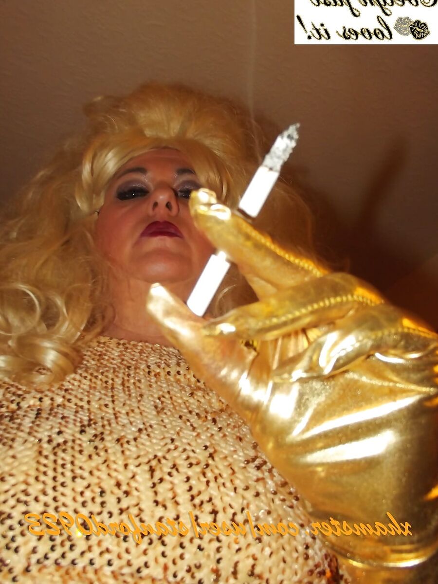 SLUT EVELYN