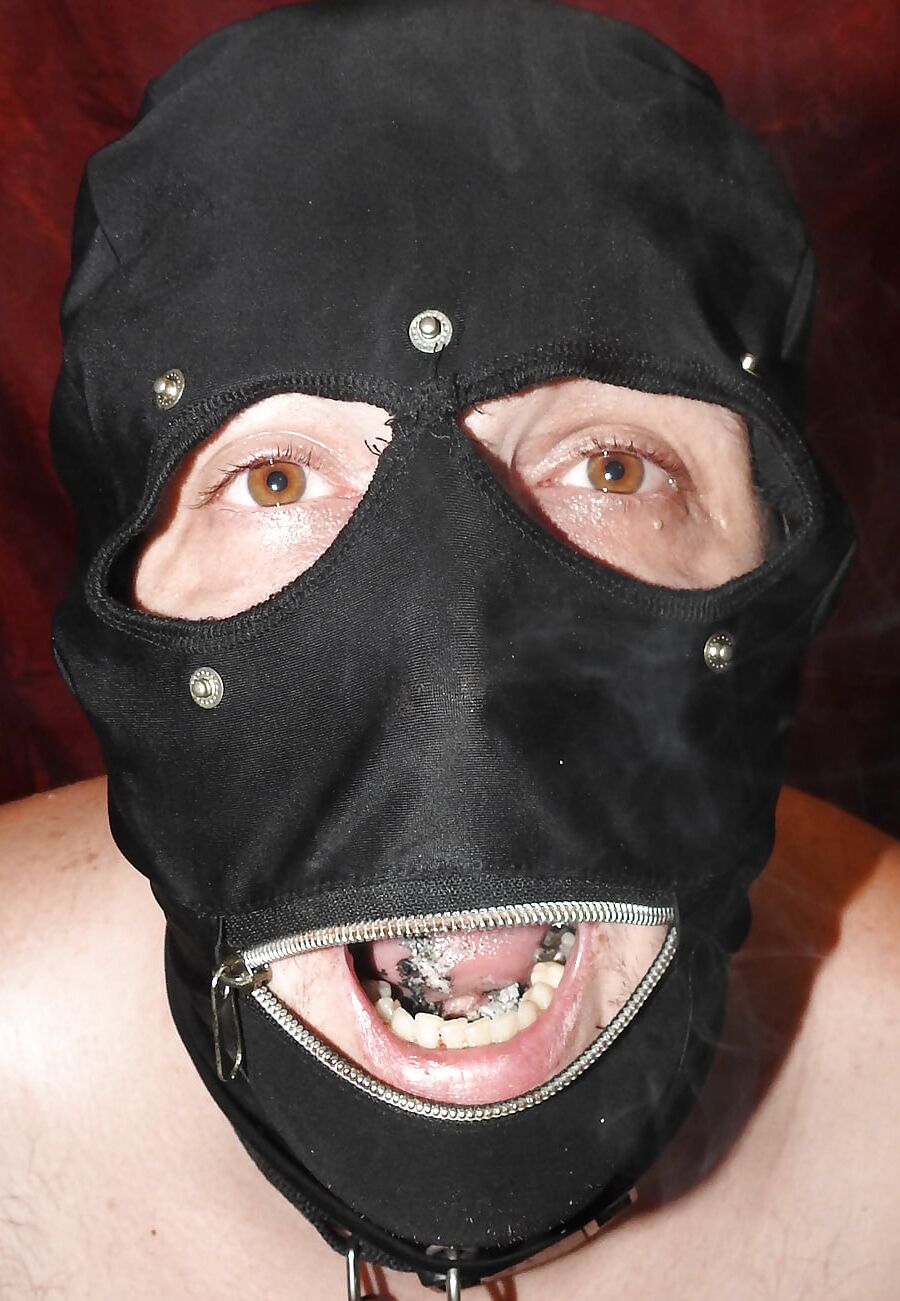 HumanAshtray 31-03-2017