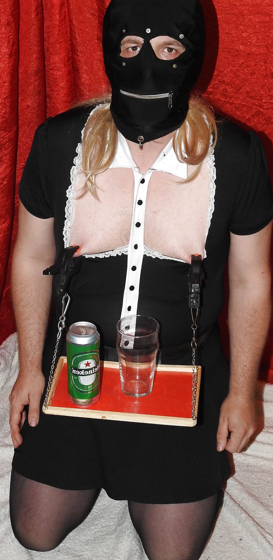 Sissy Served drinks by Glass