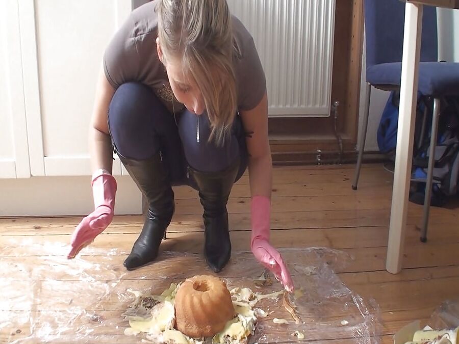 Boot Food Crushing