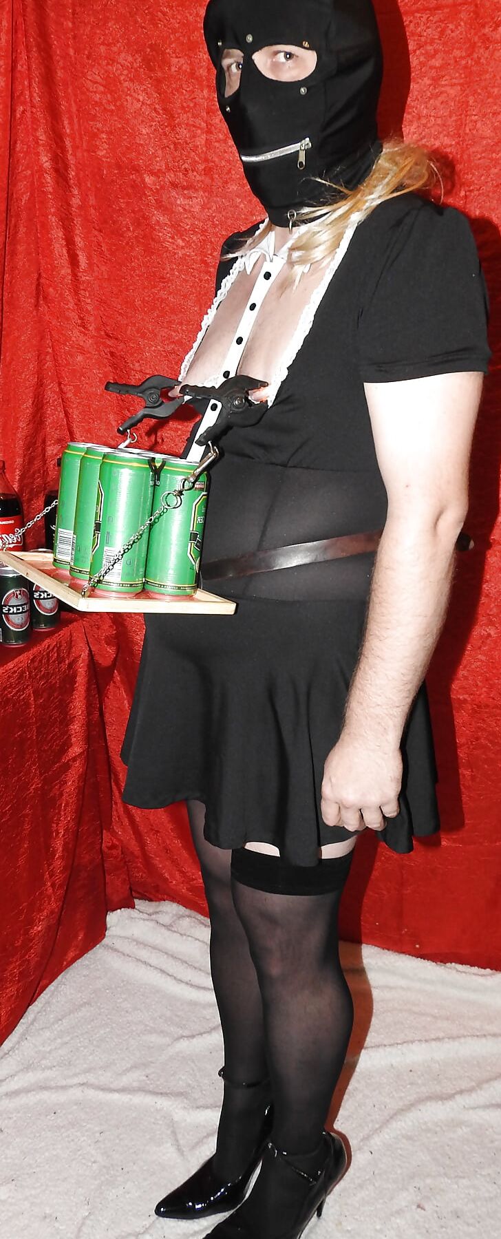 SissyMaid Serve Beer