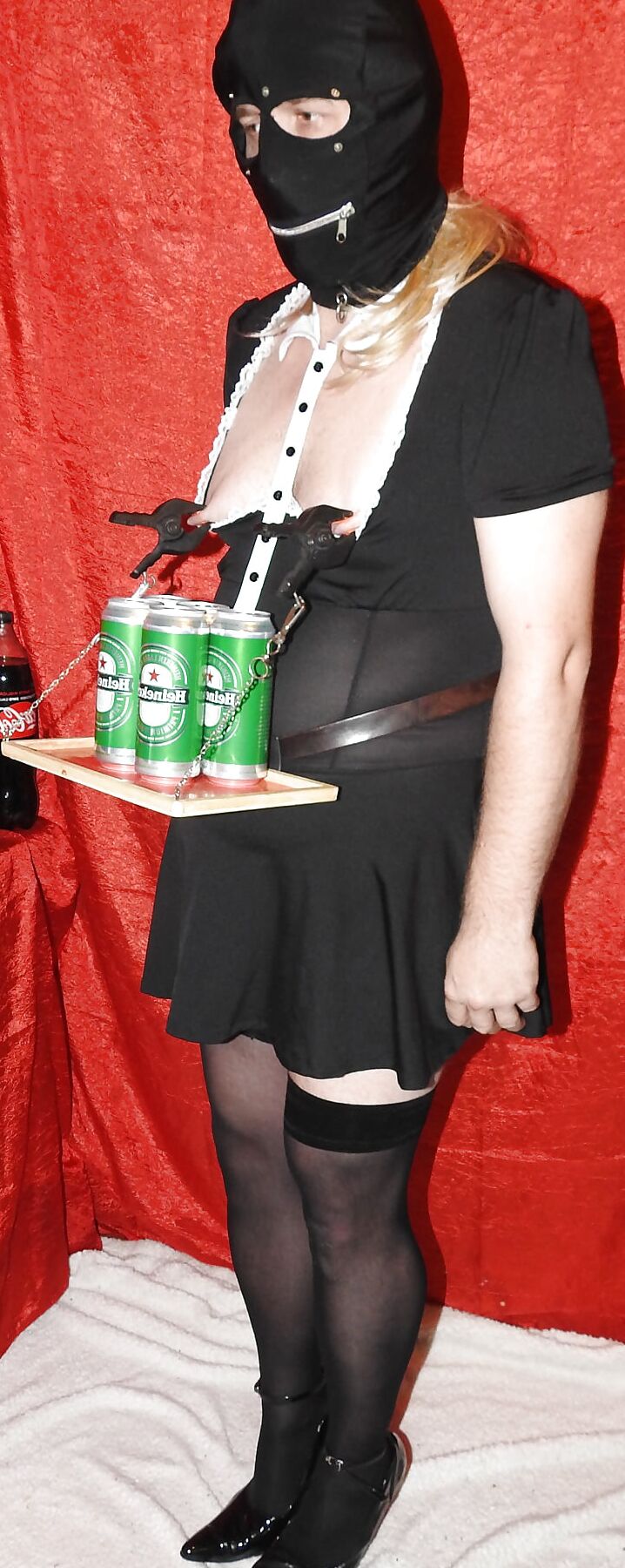 SissyMaid Serve Beer