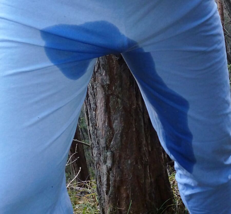 Outdoor Pissing for Mistress Celine