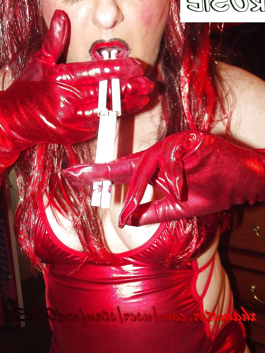 ROSIE SMOKING FETISH SLUT PT2