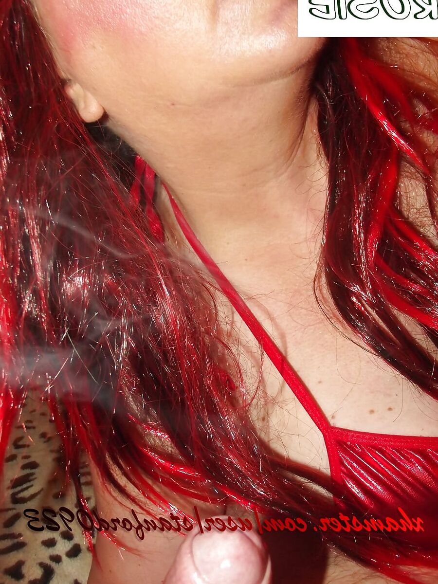 ROSIE SMOKING FETISH SLUT PT2