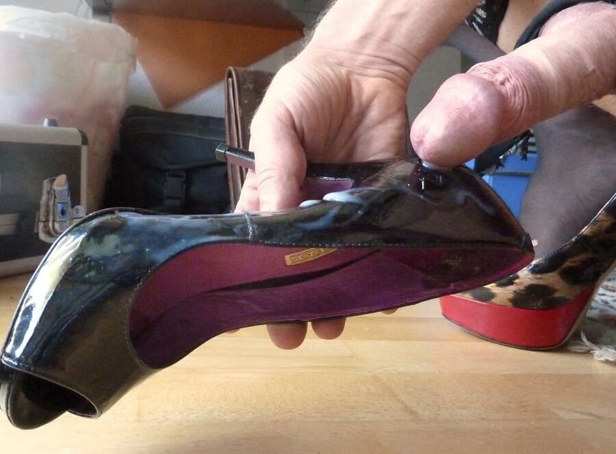 High heel cum shot
