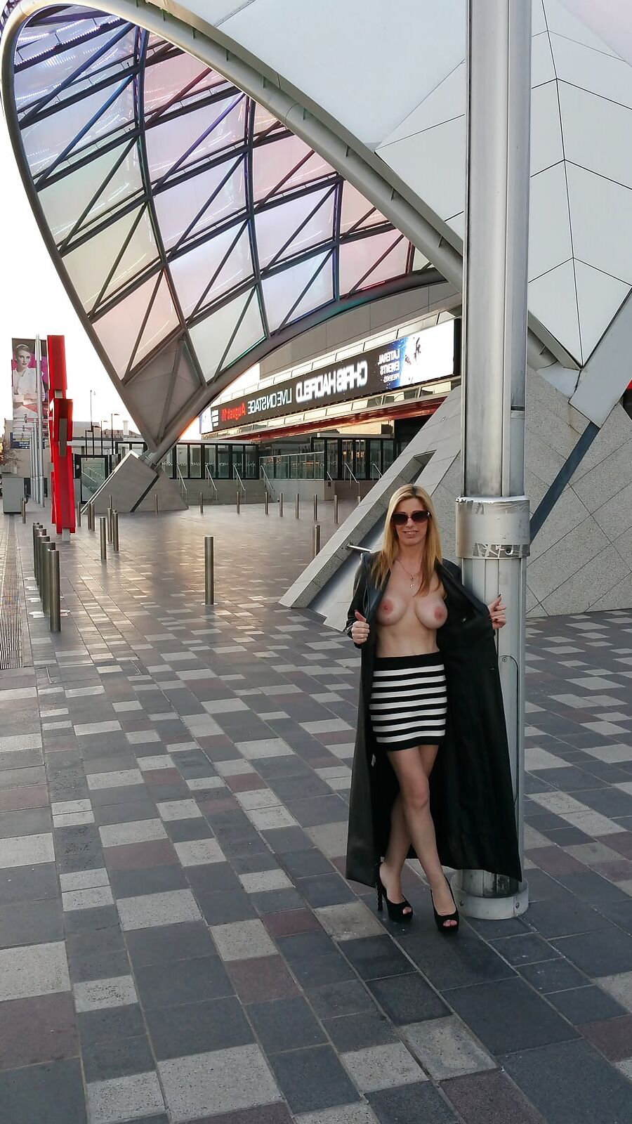 Flashing round adelaide