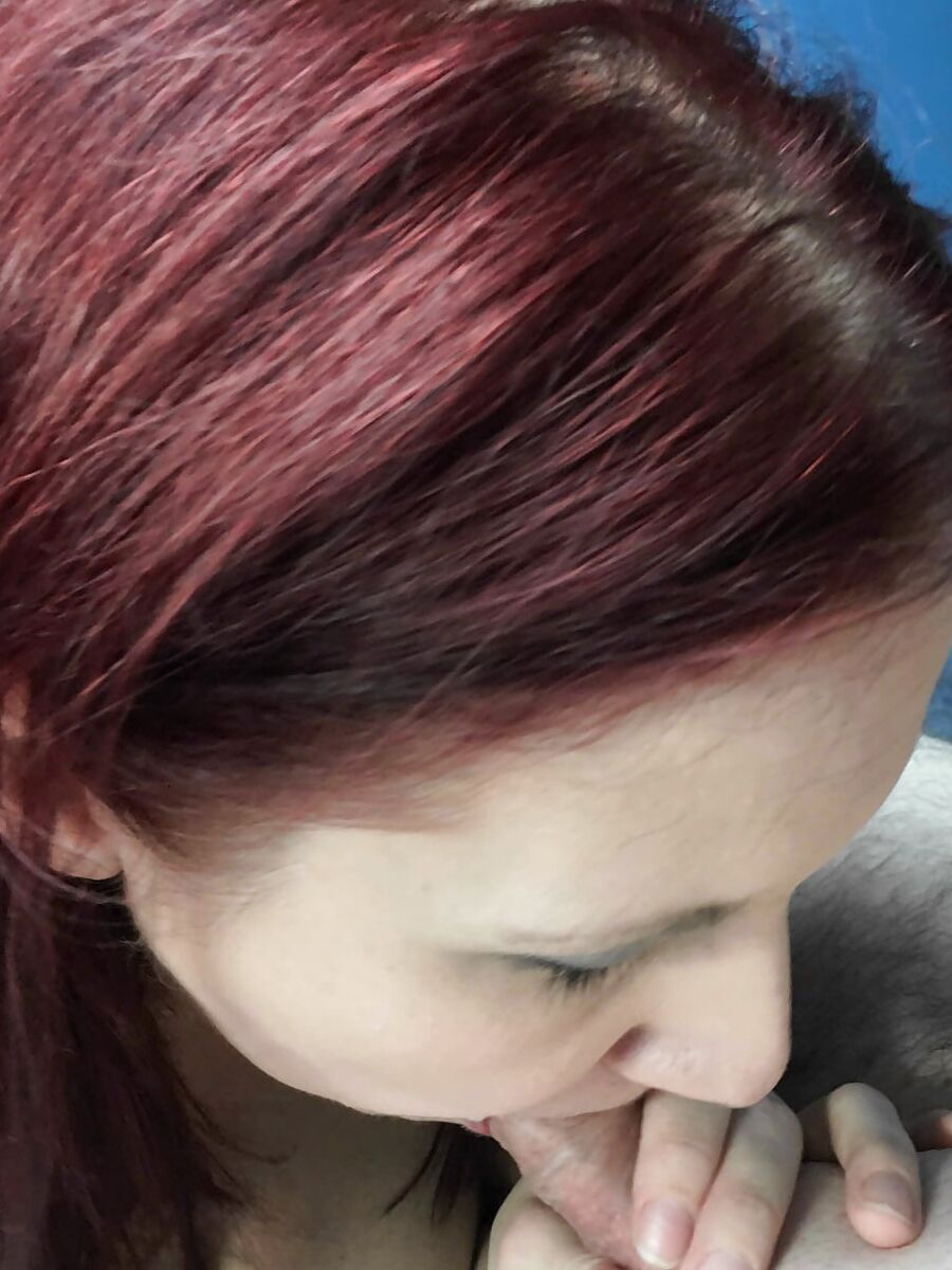 Mature redhead Lia sucks some cock