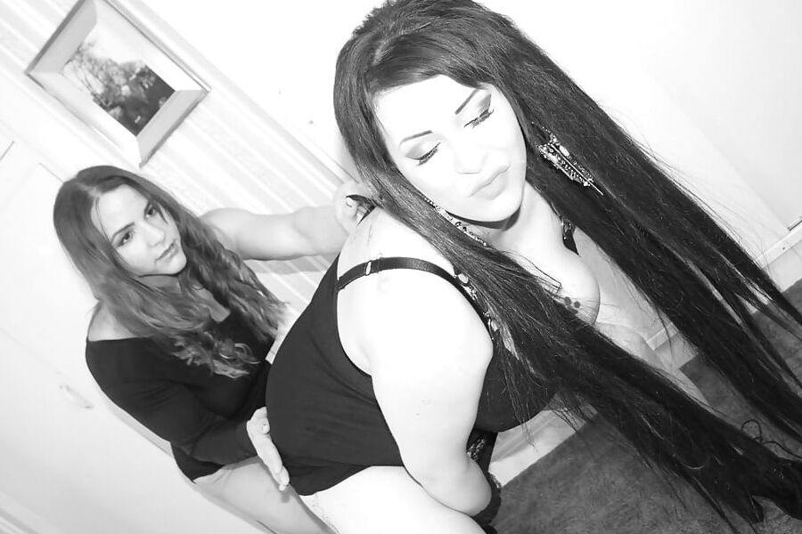 My first time showing these lesbian pics of me! Tabbyanne