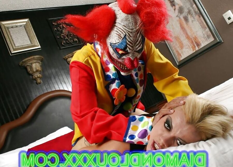 CREEPY CLOWN SEX #CLOWNLIVESMATTER =)