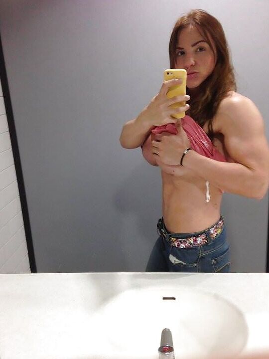 Tabbyanne Sexy Muscle pics