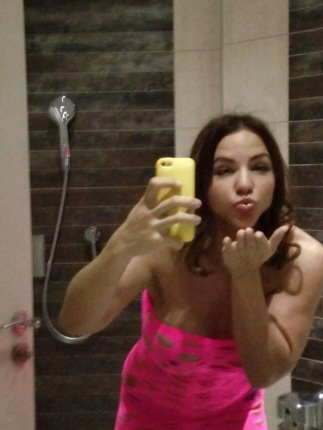 Tabbyanne Sexy Muscle pics