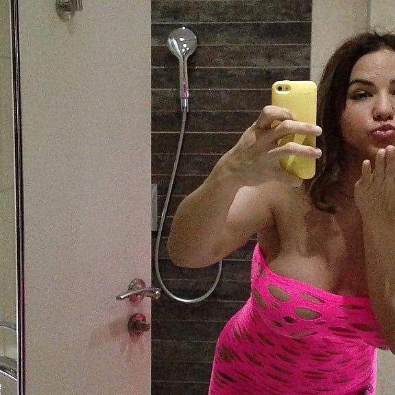 Tabbyanne Sexy Muscle pics
