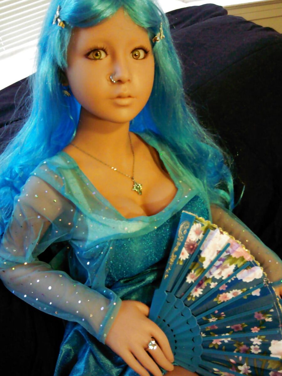Nina the love doll