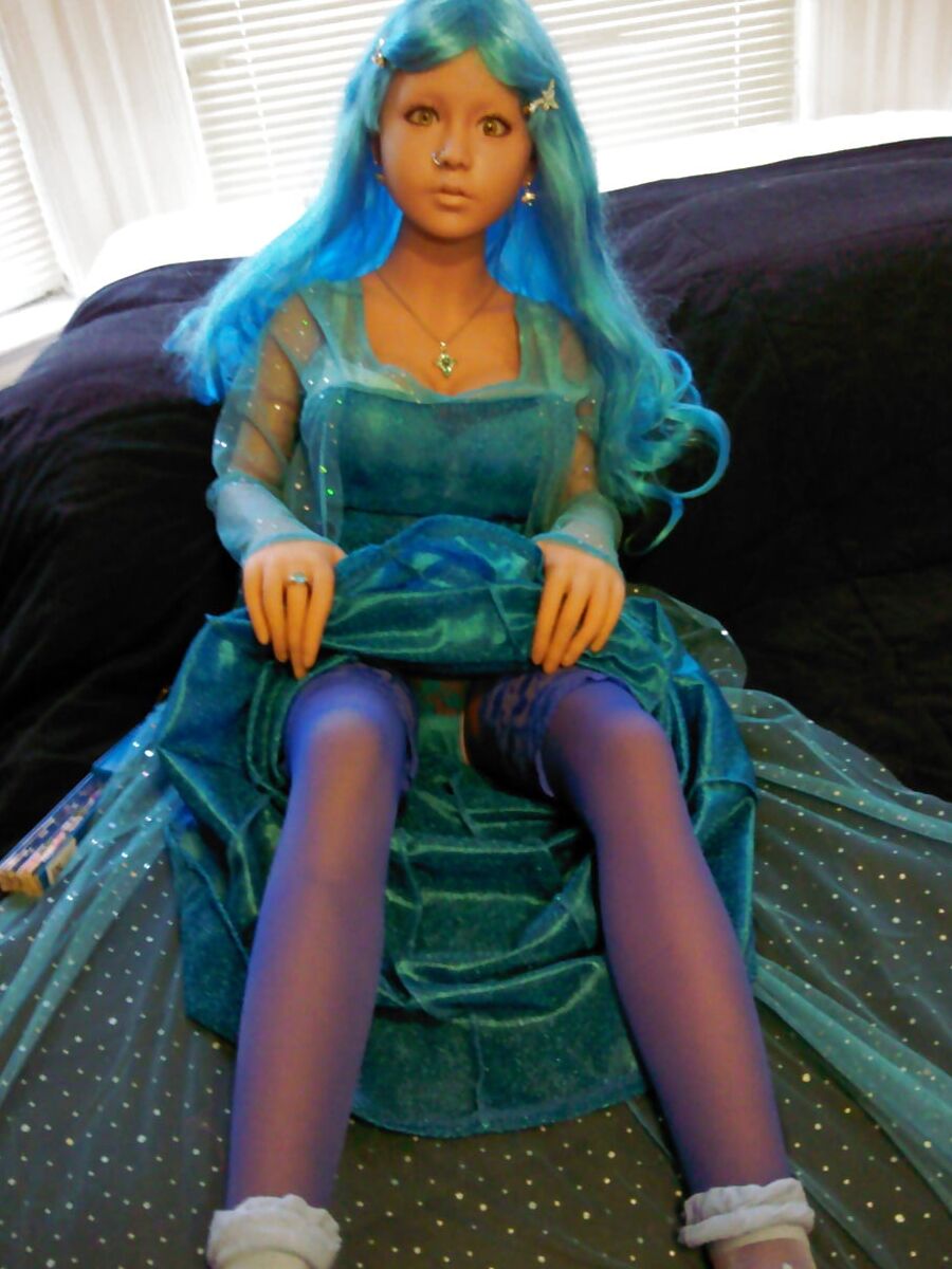 Nina the love doll