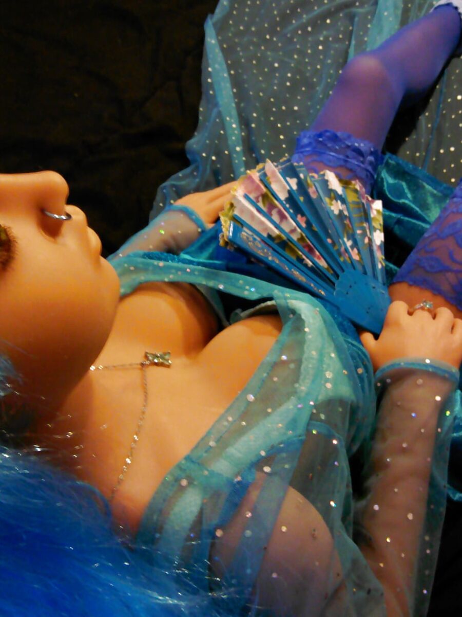 Nina the love doll