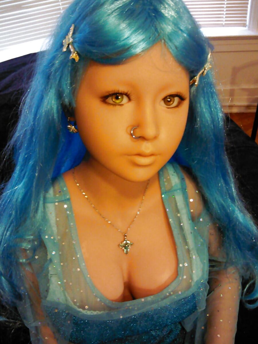 Nina the love doll
