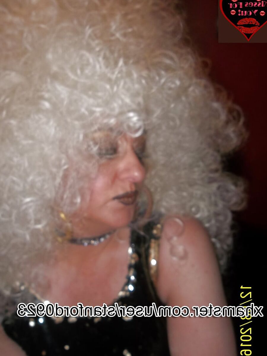 SMOKING DIVA SLUT1